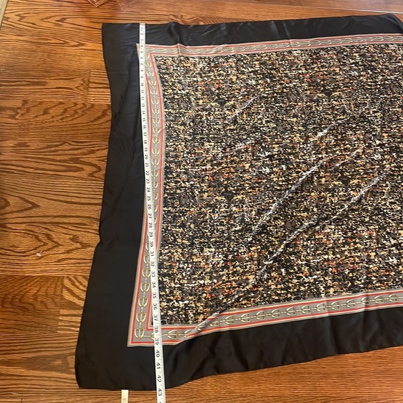 COLLECTION EIGHTEEN multi color black edge SQUARE scarf / shawl - Picture 12 of 12